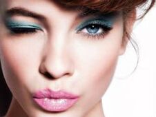 nola gaztetu aurpegiko azala etxean